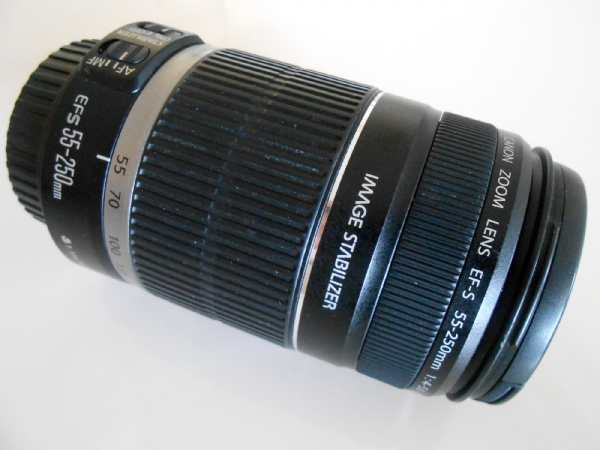 Canon Efs 55-250 Mm F 4:5. 6 Is