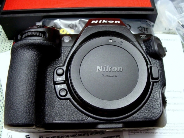 Nikon Z8 Mirrorless Dslr Body Kit