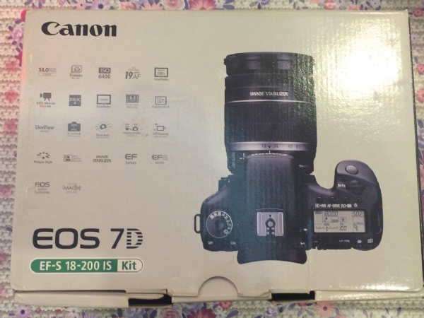 Canon Eos 7d +ef-s 18-135mm ( 5k Shutter Sadece )