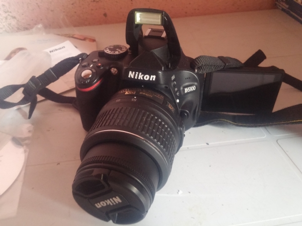 Nikon D5100 18-55 Ve 70-300 Lensle Birlikte